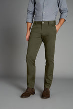 Load image into Gallery viewer, An Everyday Classic Olive Stretch Men Chinos - Mark Morphy