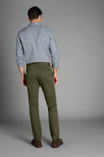 Load image into Gallery viewer, An Everyday Classic Olive Stretch Men Chinos - Mark Morphy