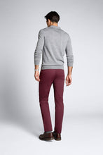 Load image into Gallery viewer, An Everyday Classic Eggplant Stretch Men Chinos - Mark Morphy