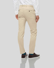 Load image into Gallery viewer, An Everyday Classic Stone Stretch Men Chinos - Mark Morphy
