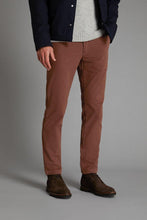 Load image into Gallery viewer, An Everyday Classic Brushed Tobacco Stretch Men Chinos - Mark Morphy