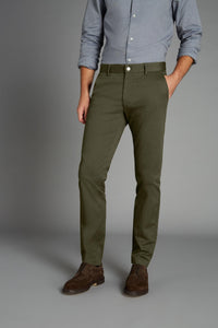 An Everyday Classic Olive Stretch Men Chinos - Mark Morphy
